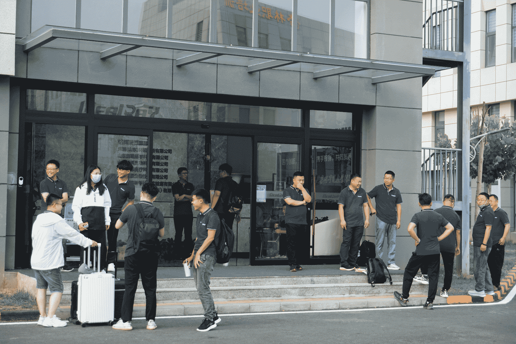 1657347574289314.gif